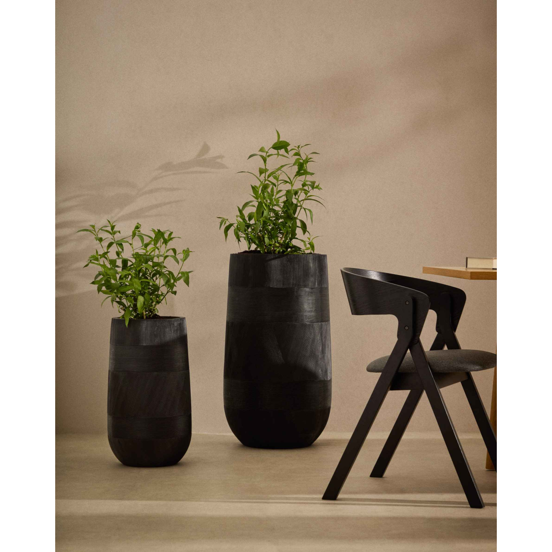 TIVAL set dvoch kvetináčov 2