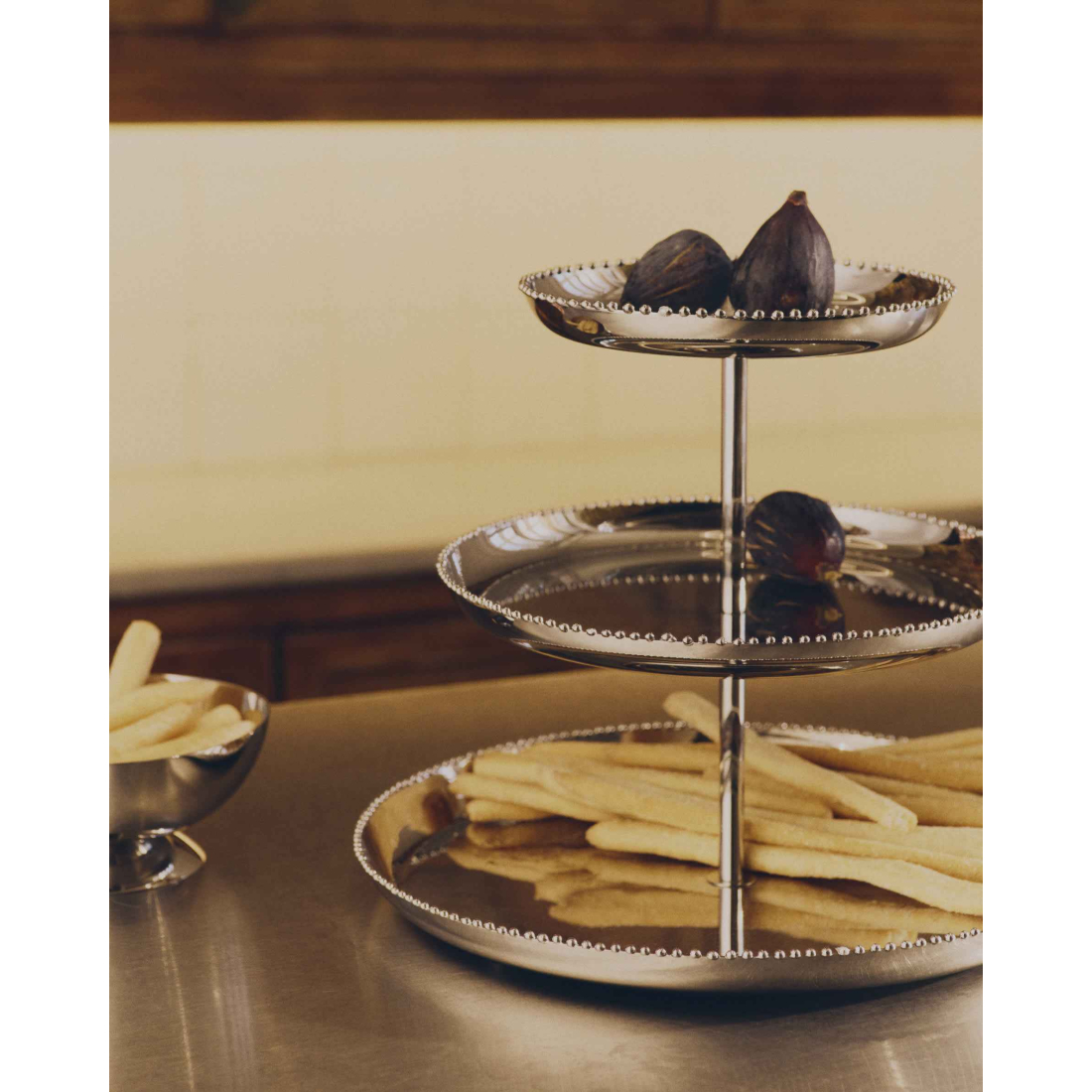 NIRELA 3-poschodový... 2