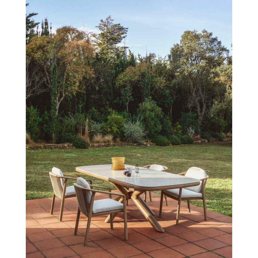 MIRTIA záhradný stôl 2