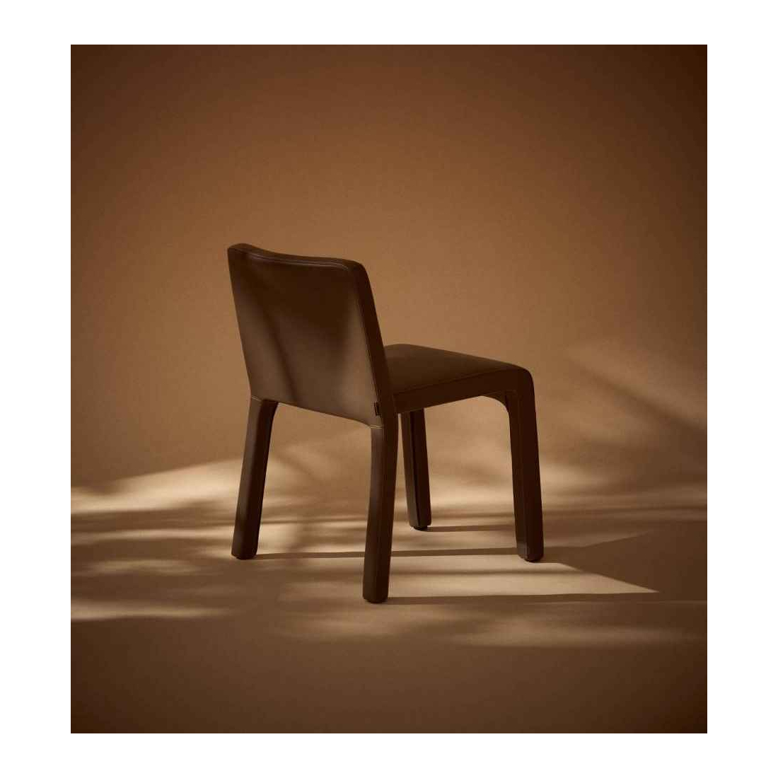 LORIA BROWN stolička 2