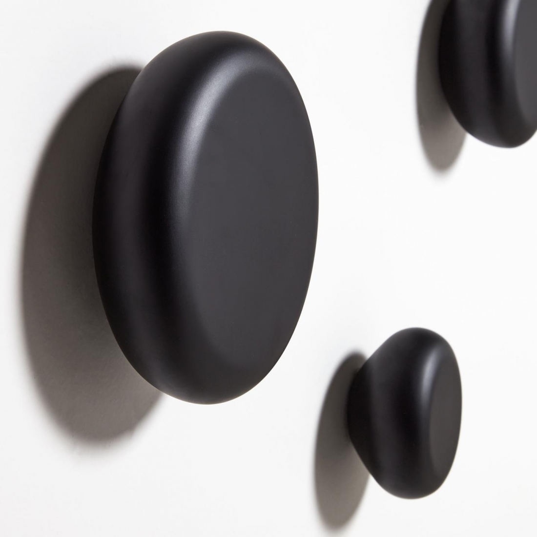 NADUE set troch nastenných... 2