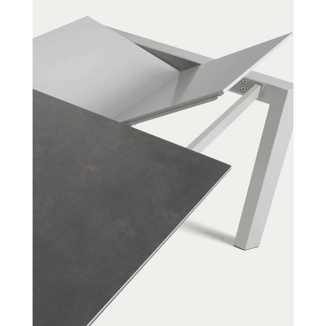 AXIS PORCELAIN GREY... 2