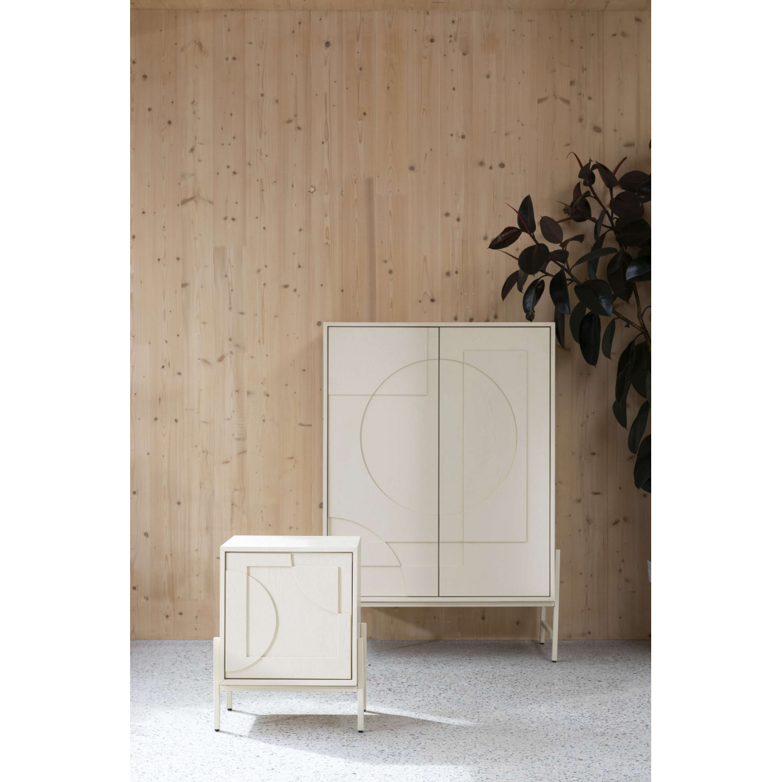 ZUIVER FACES knižnica 2