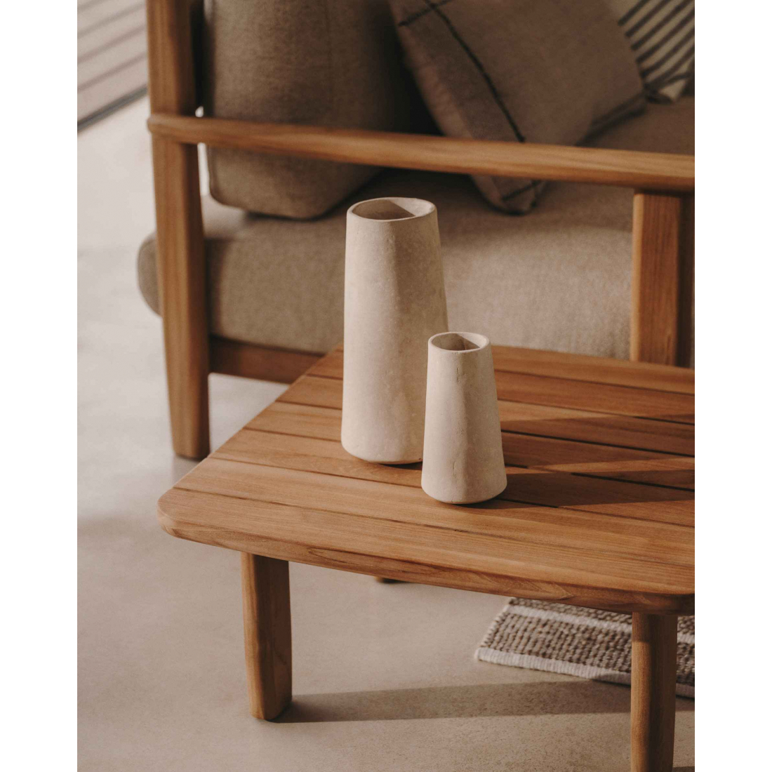 TIRANT konferenčný stolík 2