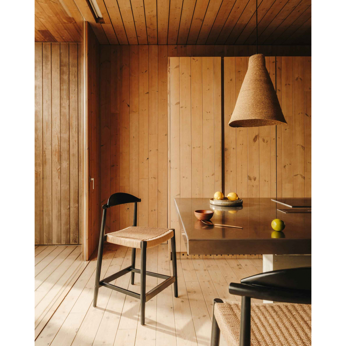 NINA BLACK 62 pultová stolička 2