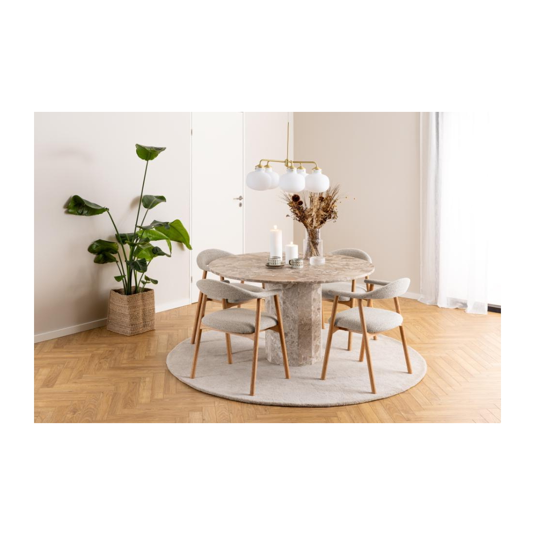 SADDIA MONZA jedálenská... 2