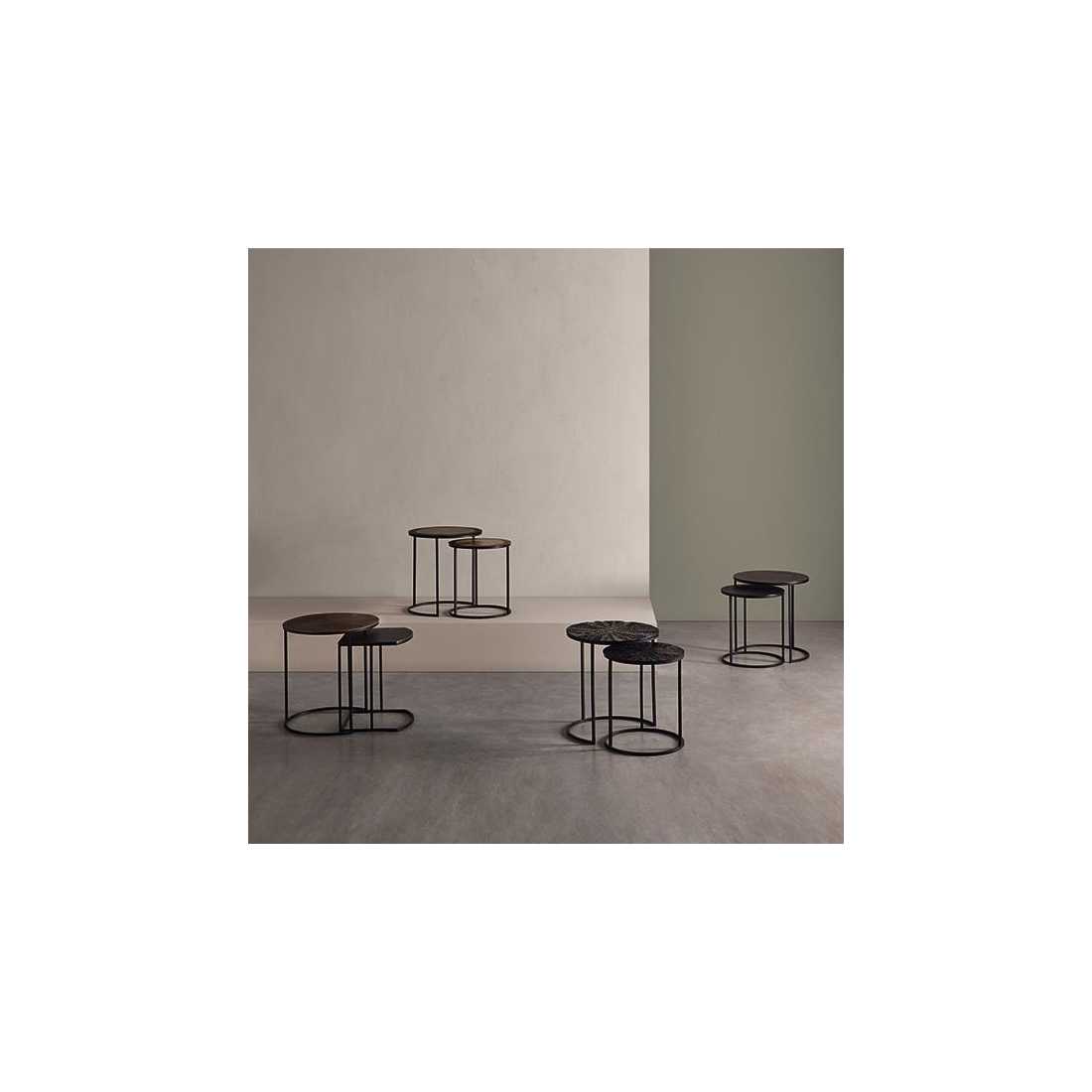 ARYAN set dvoch príručných... 2