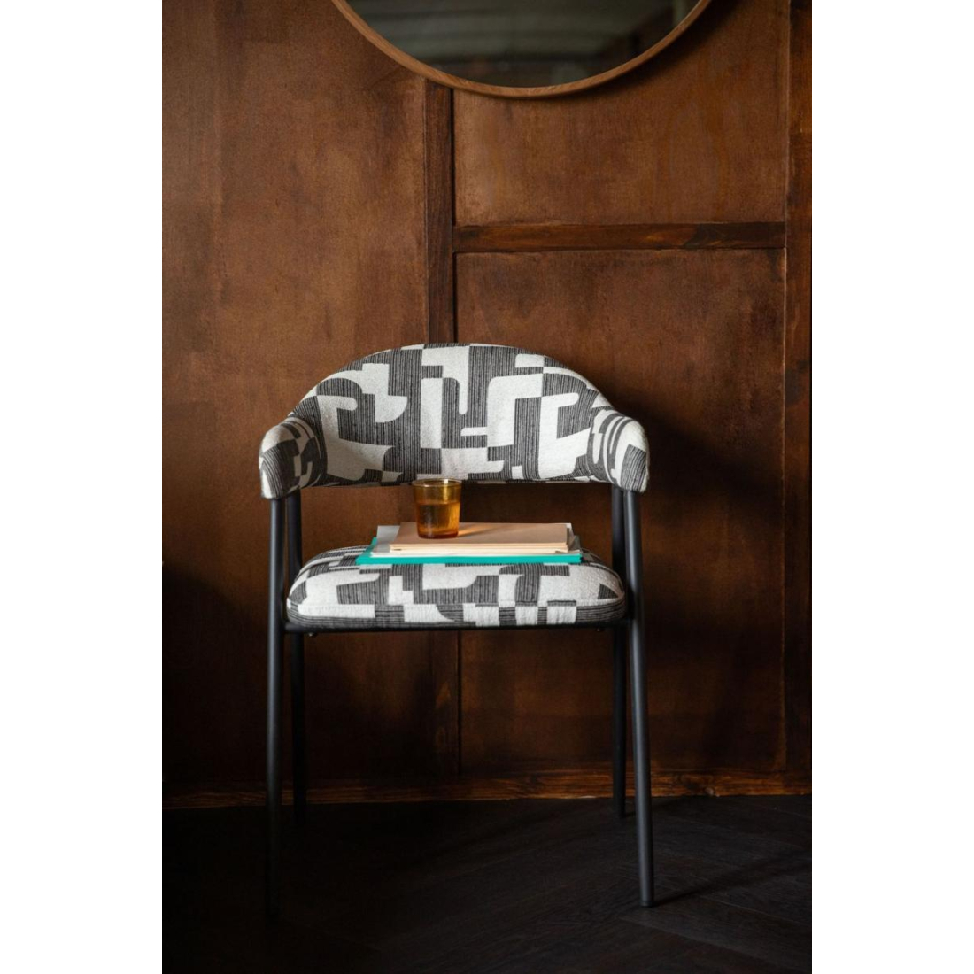 DUTCHBONE MIYO stolička 2