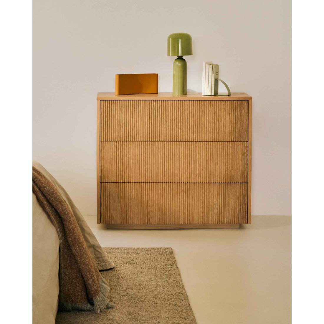 HELVINE komoda so zásuvkami 2