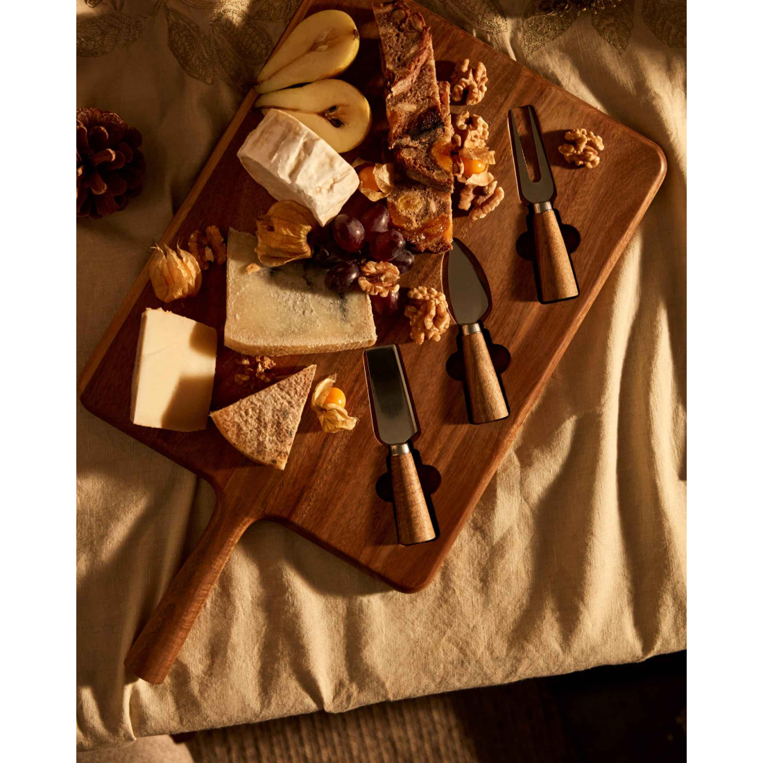 TEPPA doska na krájanie syra 2